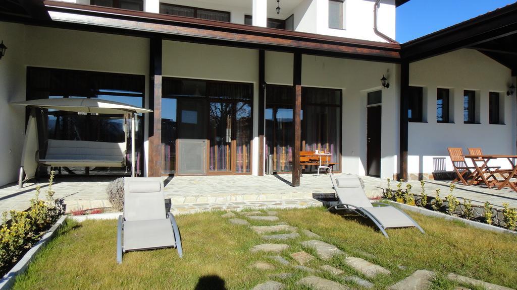 Guest House Hasiendata Pavel Banja Exteriör bild